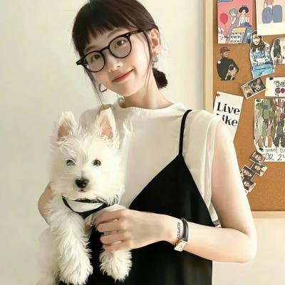美女荒野逃亡
